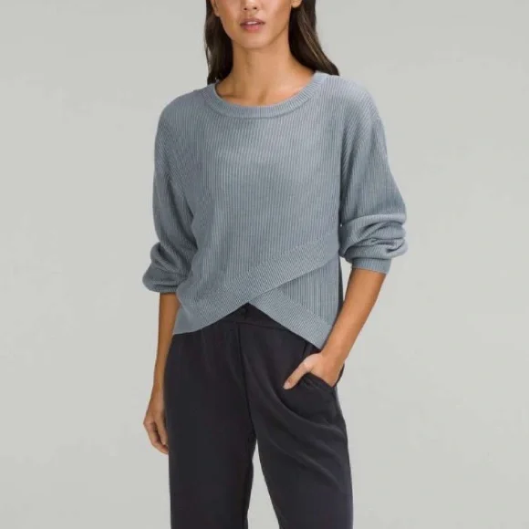 Lululemon Reversible Crossover Sweater • Blue • Bamboo / Cashmere Blend • Sz 8 - Picture 2 of 8